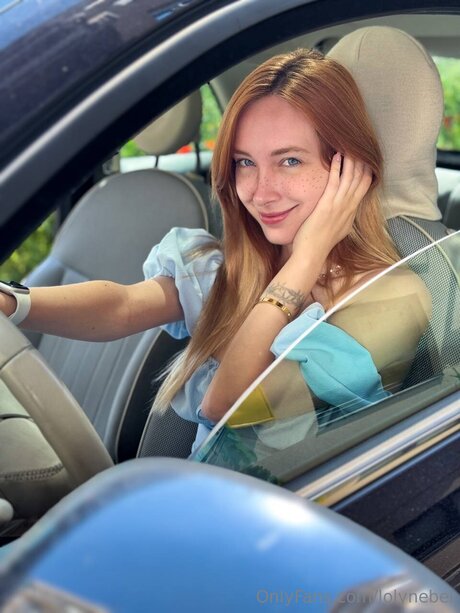 Lolynebel model beautiful photos