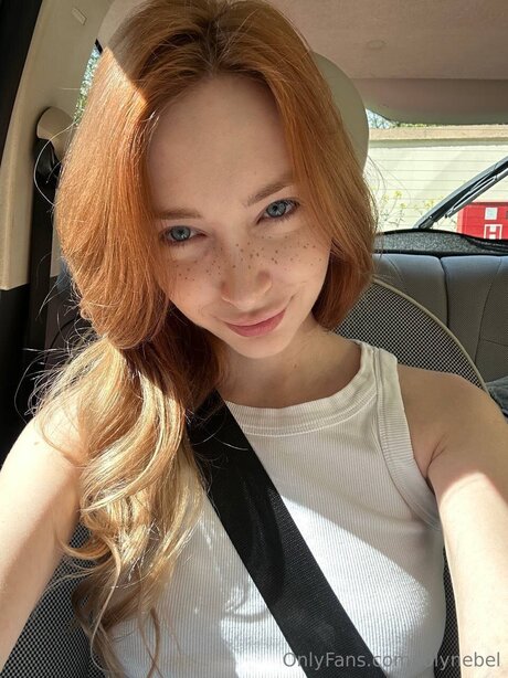 shemale fucks girl onlyfans hd gallery