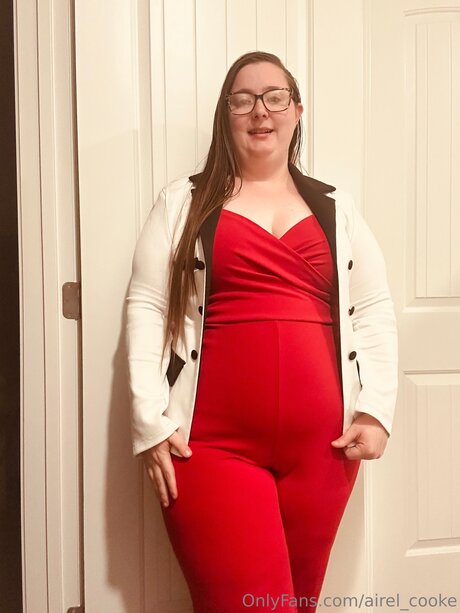 Airel Cooke model sexy photos