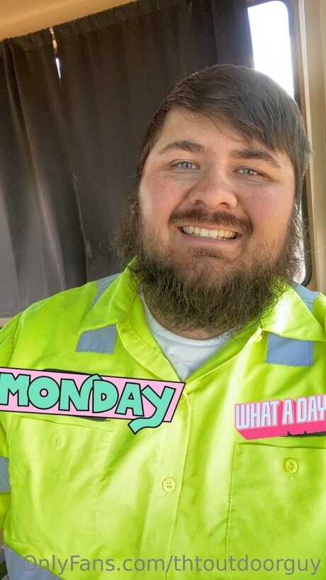 big tits brunette onlyfans xxx img