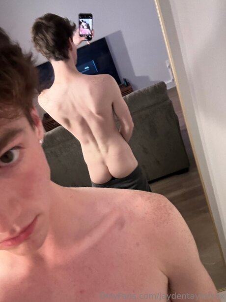 Jaydentaylorxxx erotic model pic