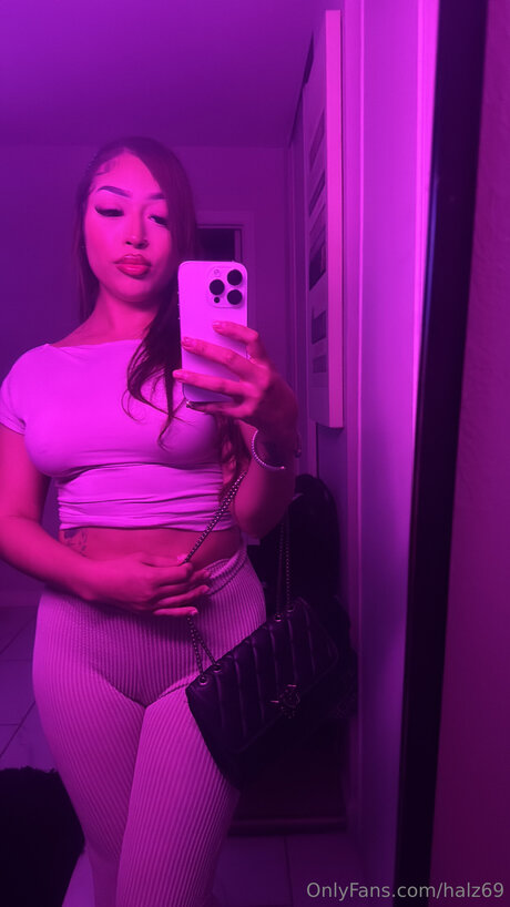 Halz69 erotic actress img