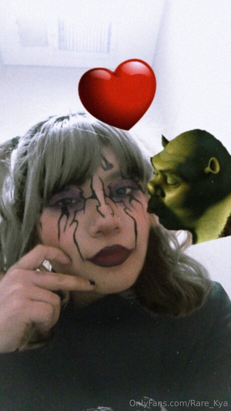 Rare Kya pretty star photos