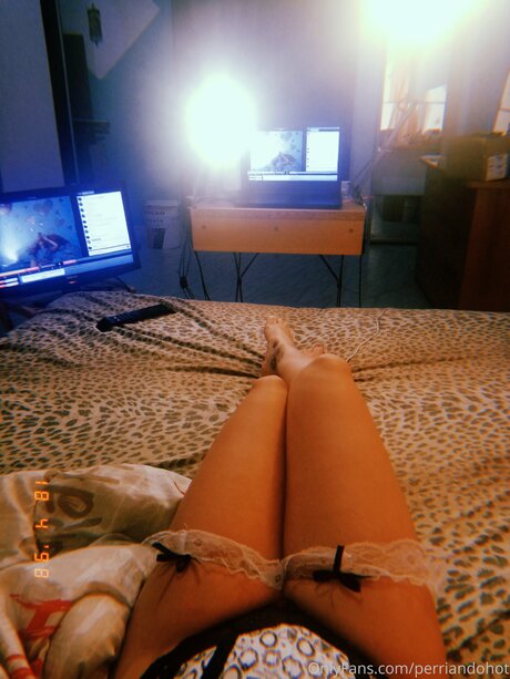 Perriandohot model hd img