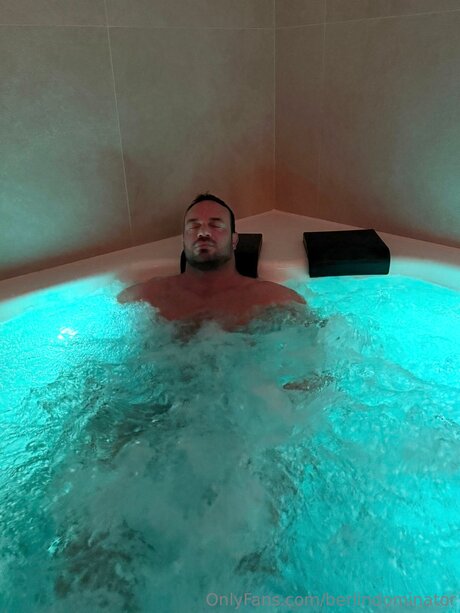 Berlindominator pornstar nude pic