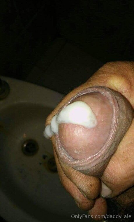 Daddy Ale sexy pornstar img