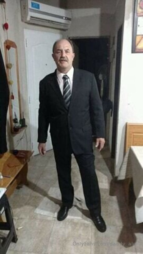 Daddy Ale star free pics