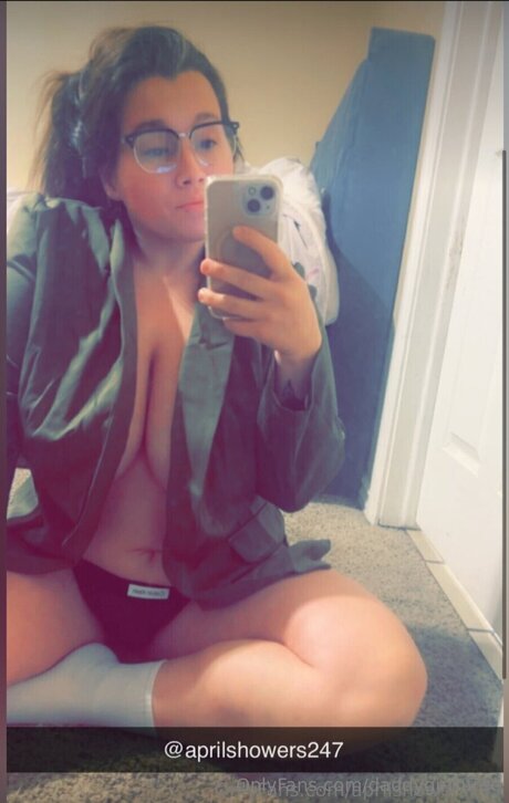 Daddygirthfree porn model img