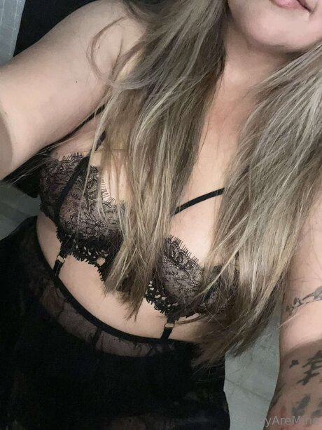 U217598164 erotic actress pics