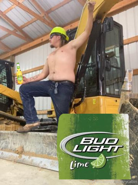 Countrycabin erotic model img