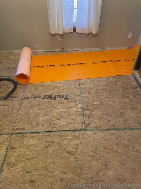 Foreverwoven model porn picture