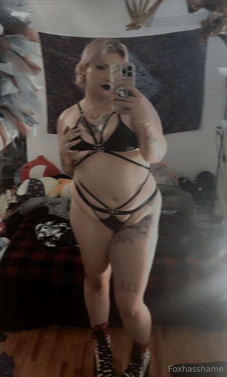 Foxhasshame nice pornstar pic