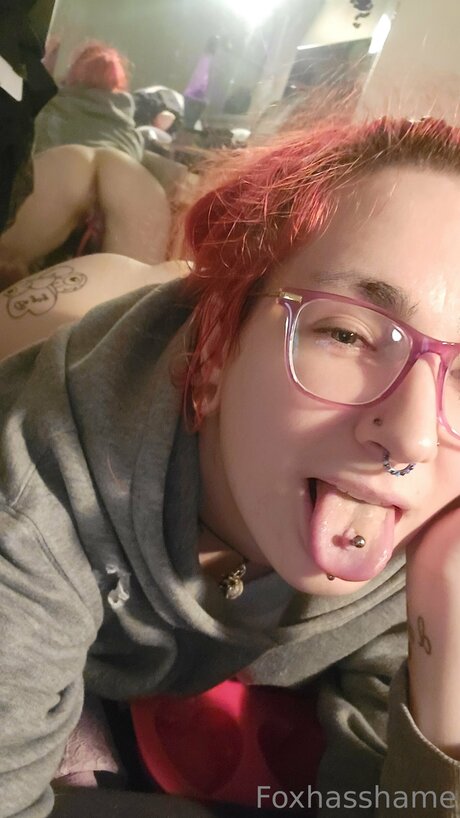 Foxhasshame hd star photo