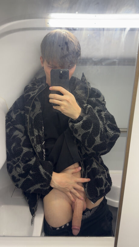 Thebeeb0i star hot img