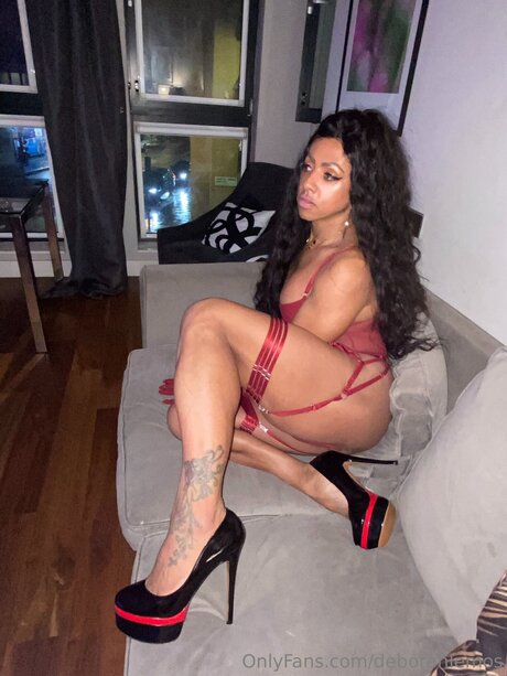 Deborahlemos hot model picture