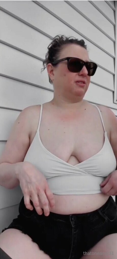 Thatoneamy44 model beautiful photos