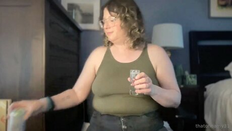 Thatoneamy44 model naked image