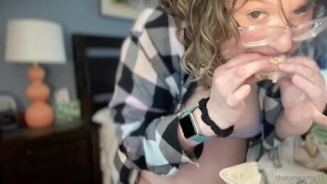 Thatoneamy44 free pornstar img