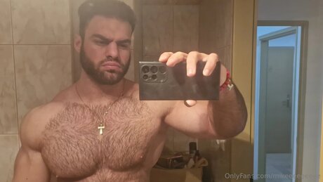 Mikeeeeeeeee pornographic model pic