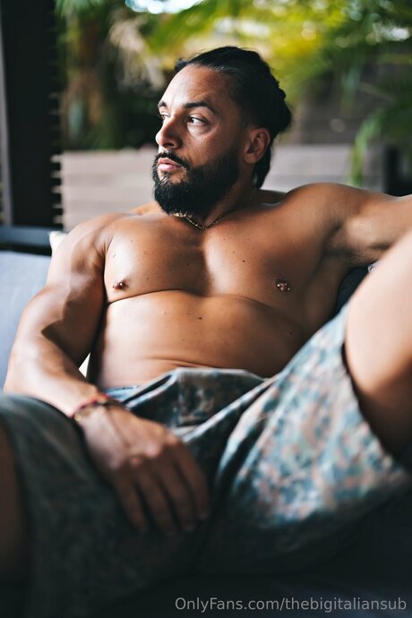 Thebigitaliansub top model photos