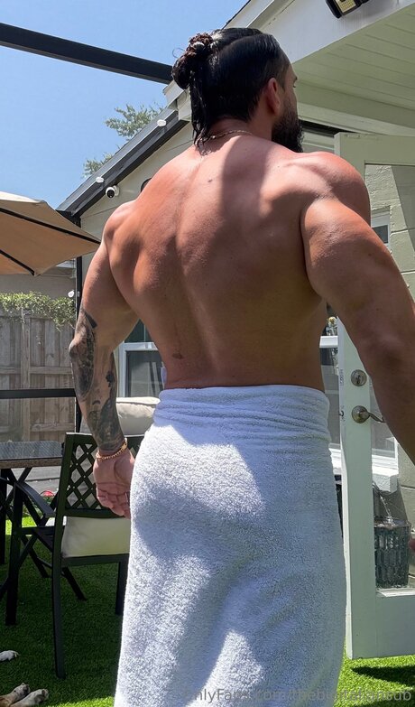 Thebigitaliansub hot actress image