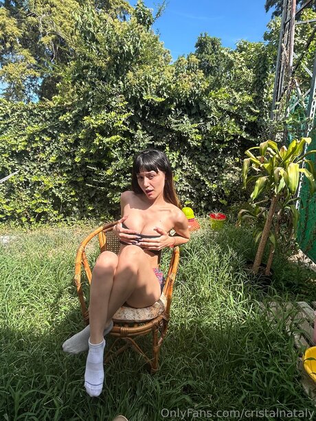 Cristalnataly model erotic galleries