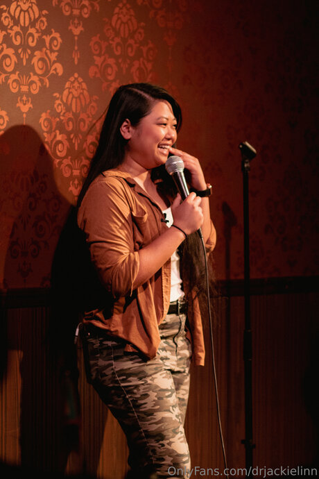 Drlinn star sexy galleries