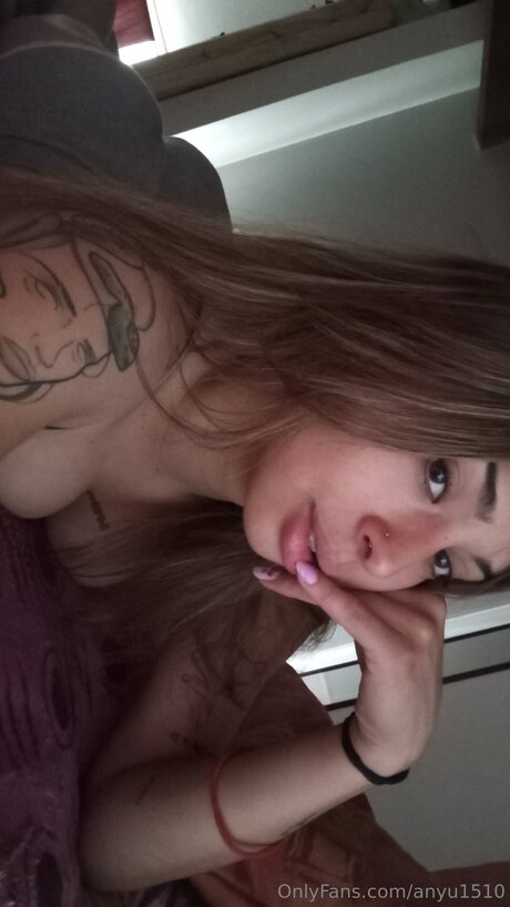 Anyu1510 model porn pic