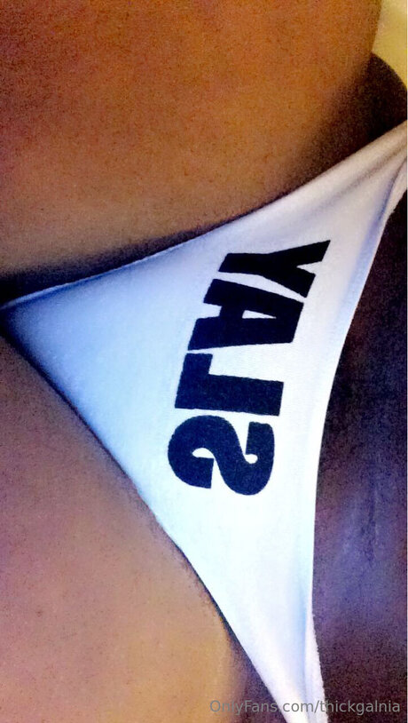 Mrs Juicyfruit free model picture