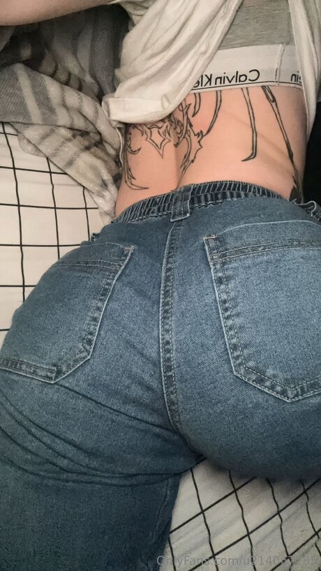 U214067285 art actress images