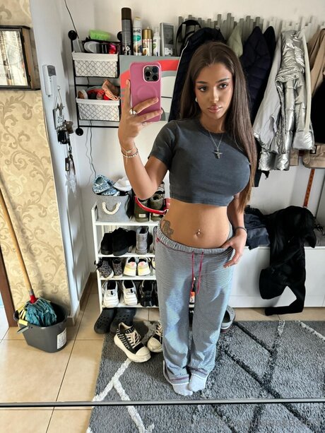 Jenniferluxe model nude pictures