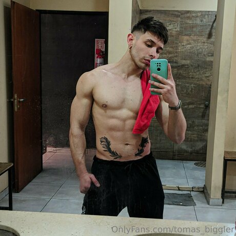 Tomas Rager naked model gallery