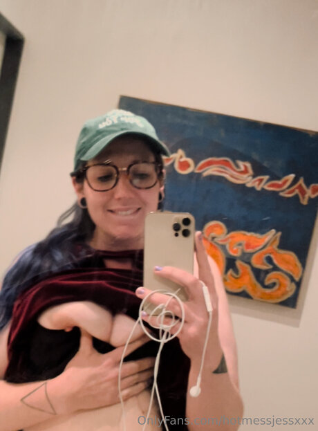 Hotmessjessxxx model hd archive