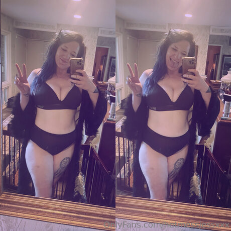 Hotmessjessxxx nude pornstar photo