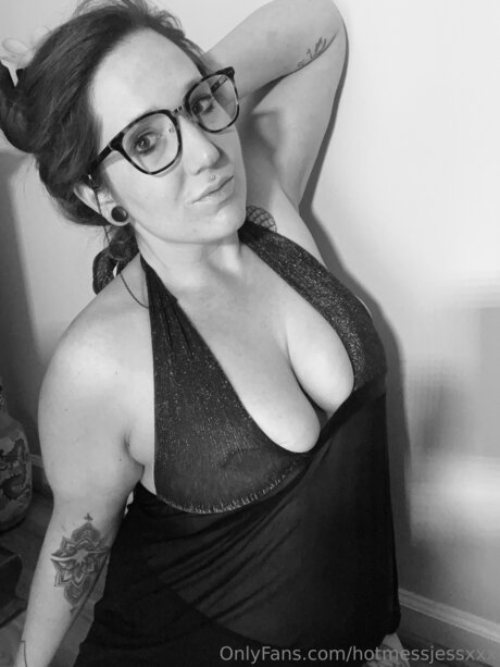 Hotmessjessxxx pretty star pics