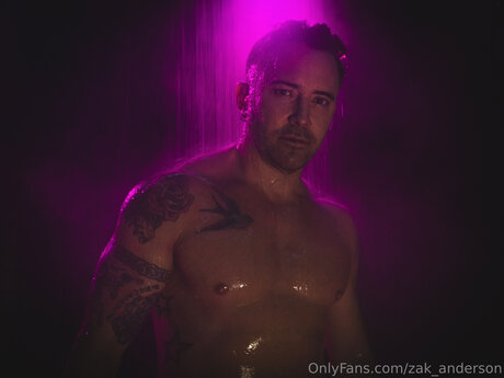 Zak Anderson xxx actress pic