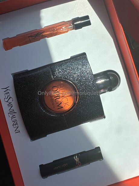 Kitty Katalina model hot pictures