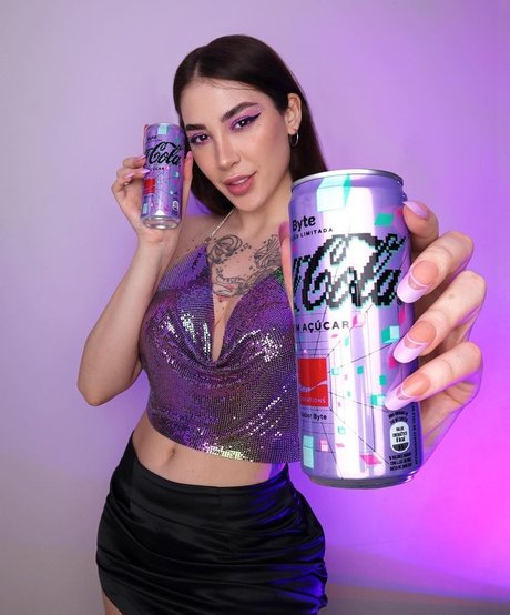 Gabriela Zambrozuski star adult photos