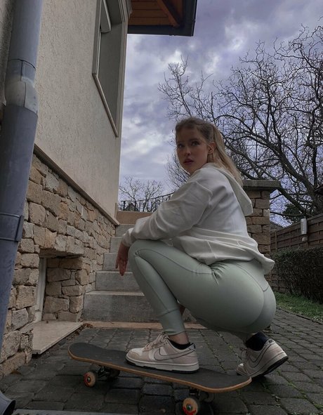 bride onlyfans art naked image