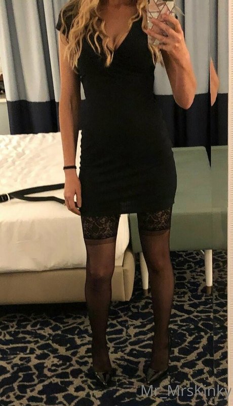 mr mrskinky model hot img