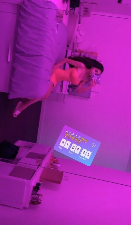 Mayroon Kawash star art pic