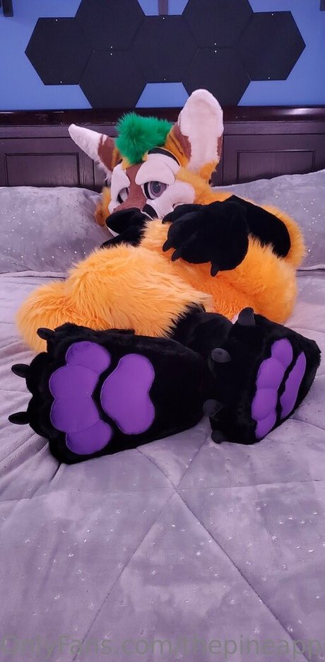 thepineapplefox high quality actress pic