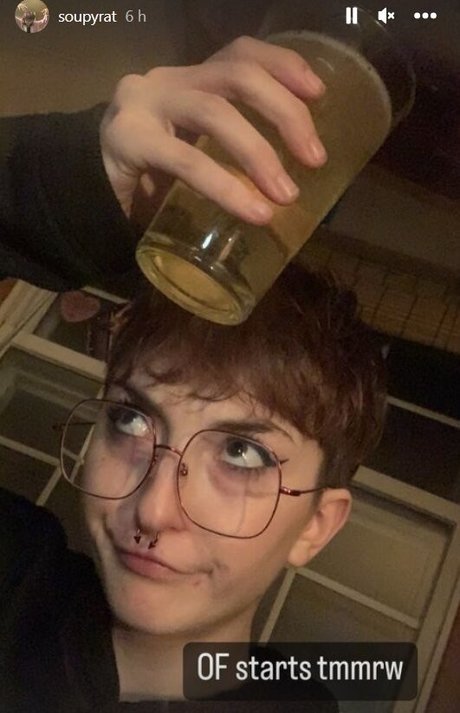 Emmanooodle art star gallery