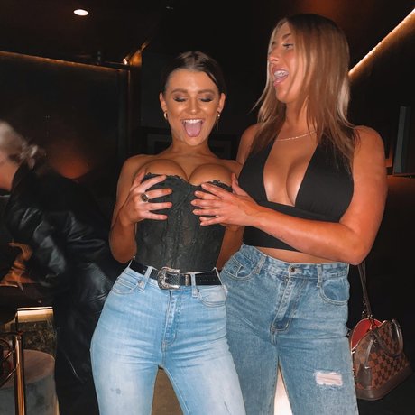 Kayla Butler high quality model images