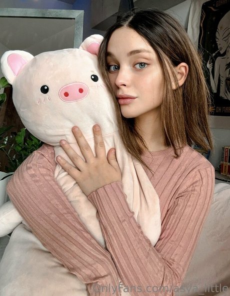 blonde petite onlyfans hot galleries