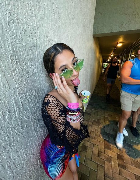 GroovyMya porn star image