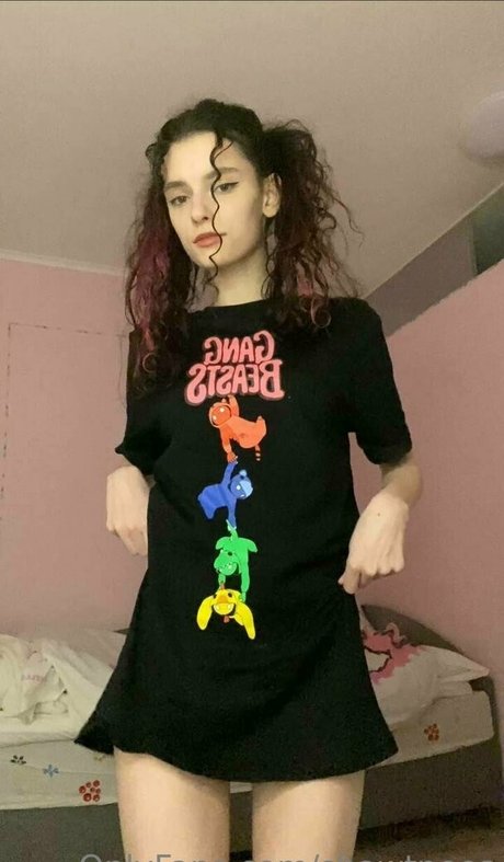 shawtnees nudes actress pic