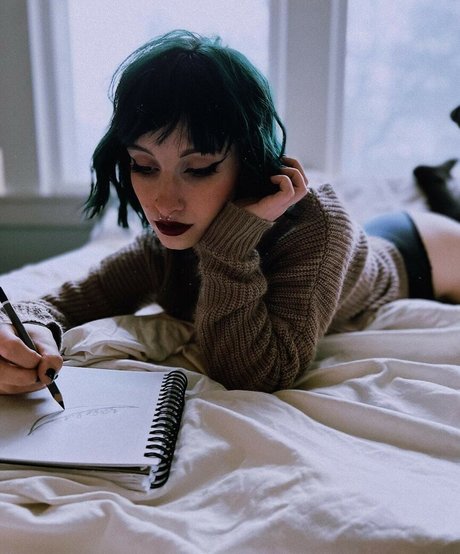 givemethespooks nude model photos