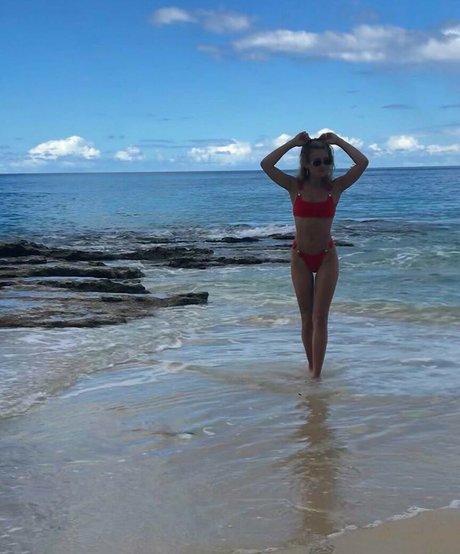 skinny asian teen onlyfans naked img