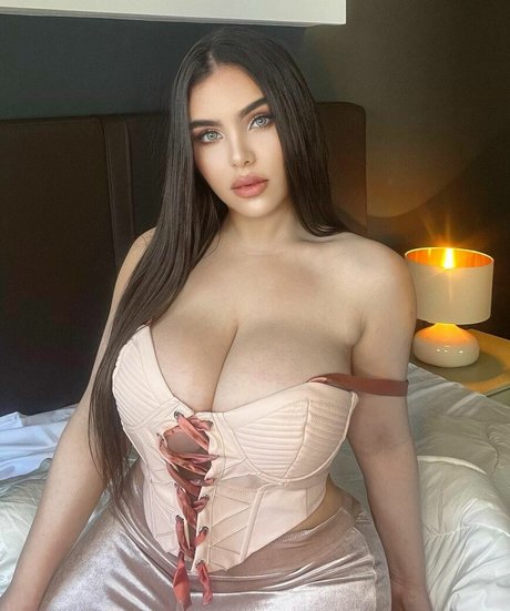 shemale fucks girl onlyfans sexy naked photos